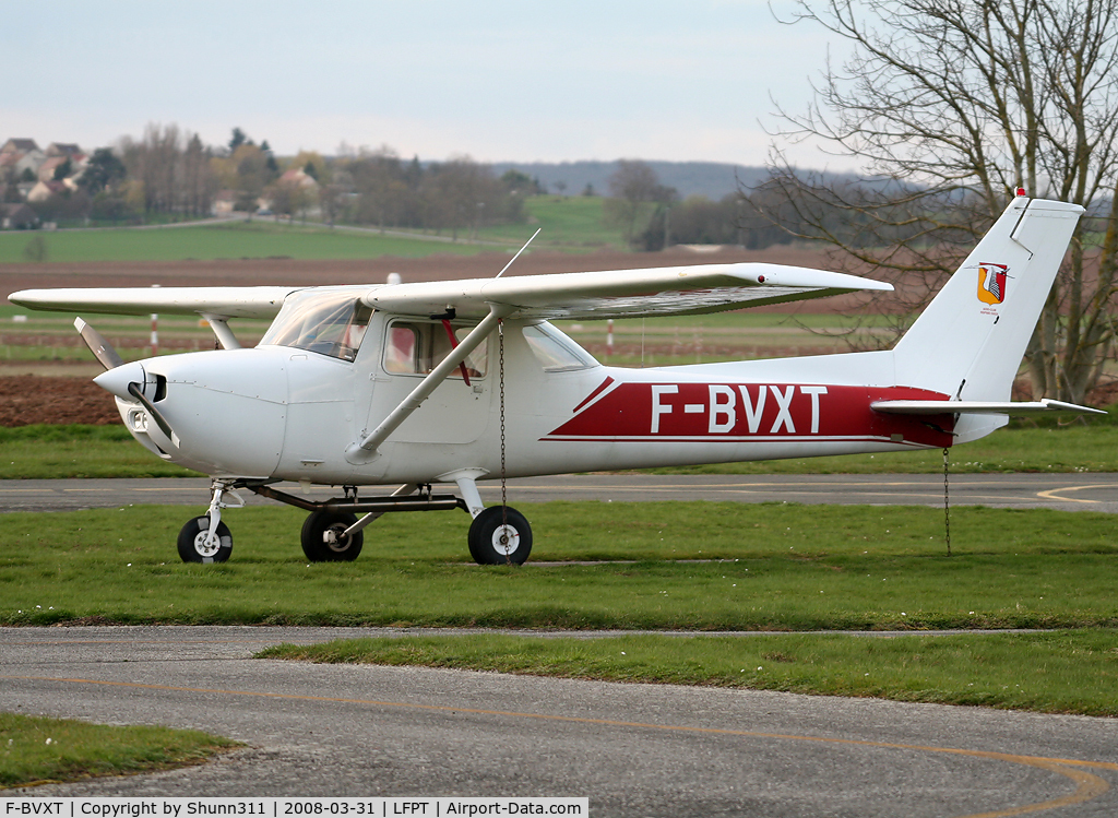F-BVXT, 1977 Cessna 152 C/N 15280822, At the Airclub...