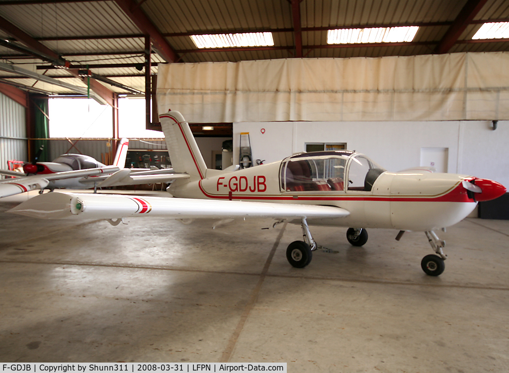 F-GDJB, Socata Rallye 150SV Garnement C/N 3330, Inside Airclub's hangar...
