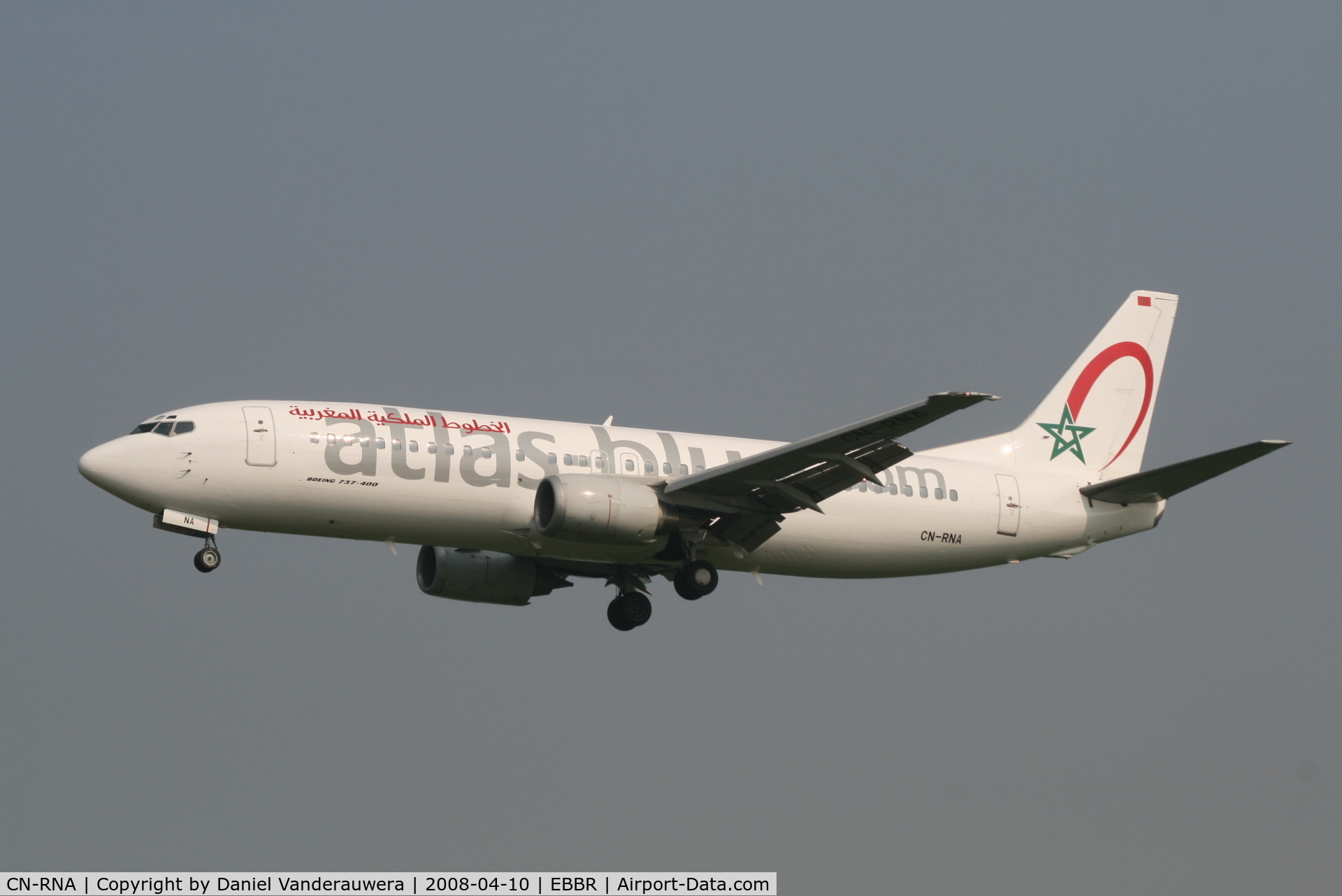 CN-RNA, 1993 Boeing 737-4B6 C/N 26531, descending to rwy 25L