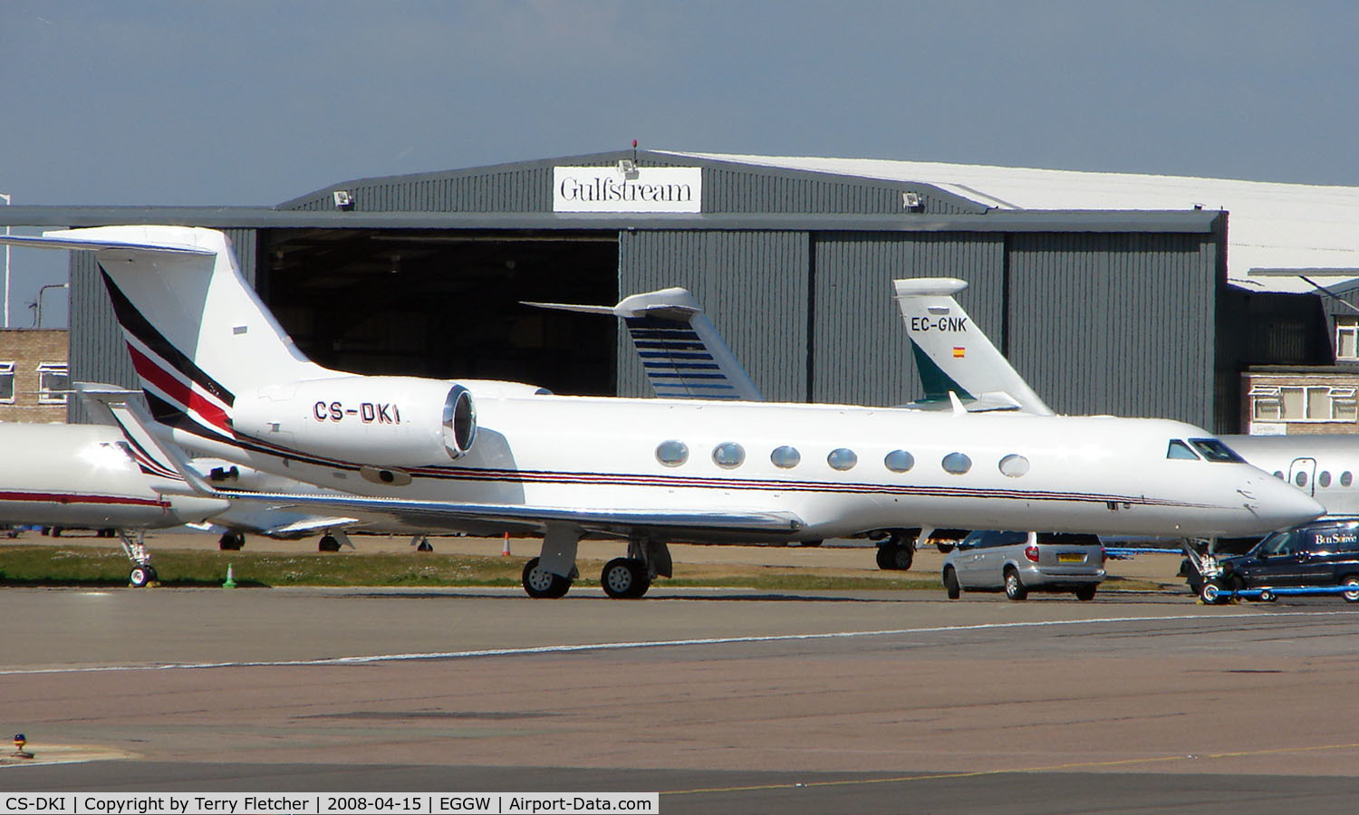 CS-DKI, 2007 Gulfstream Aerospace GV-SP (G550) C/N 5166, Netjets Europe G550 at Luton