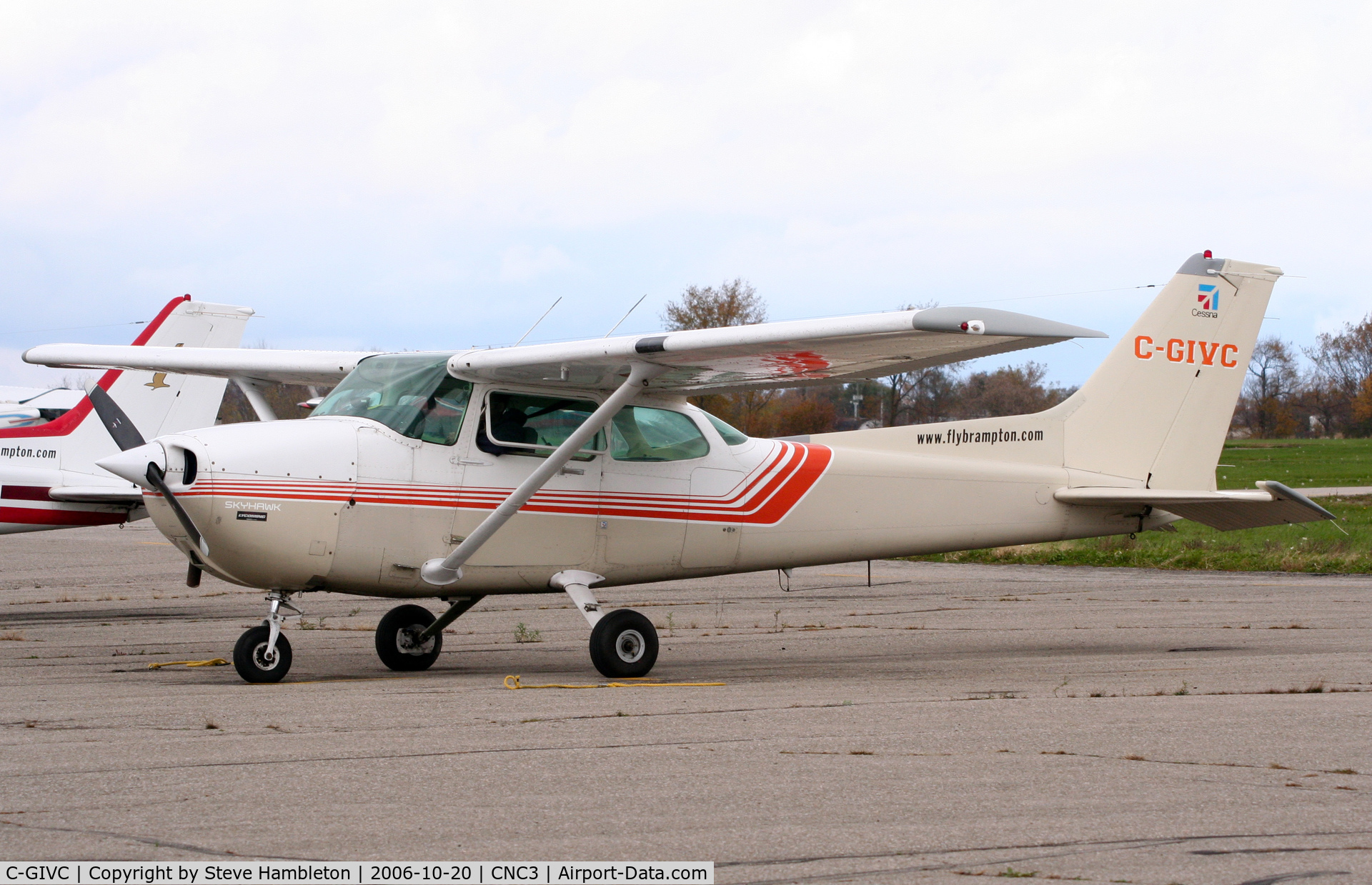 C-GIVC, 1986 Cessna 172P C/N 17276638, At Brampton Ontario