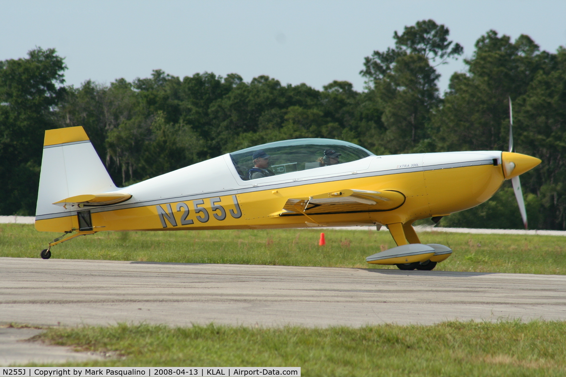 N255J, 2007 Extra EA-300/L C/N 1255, EA 300/L