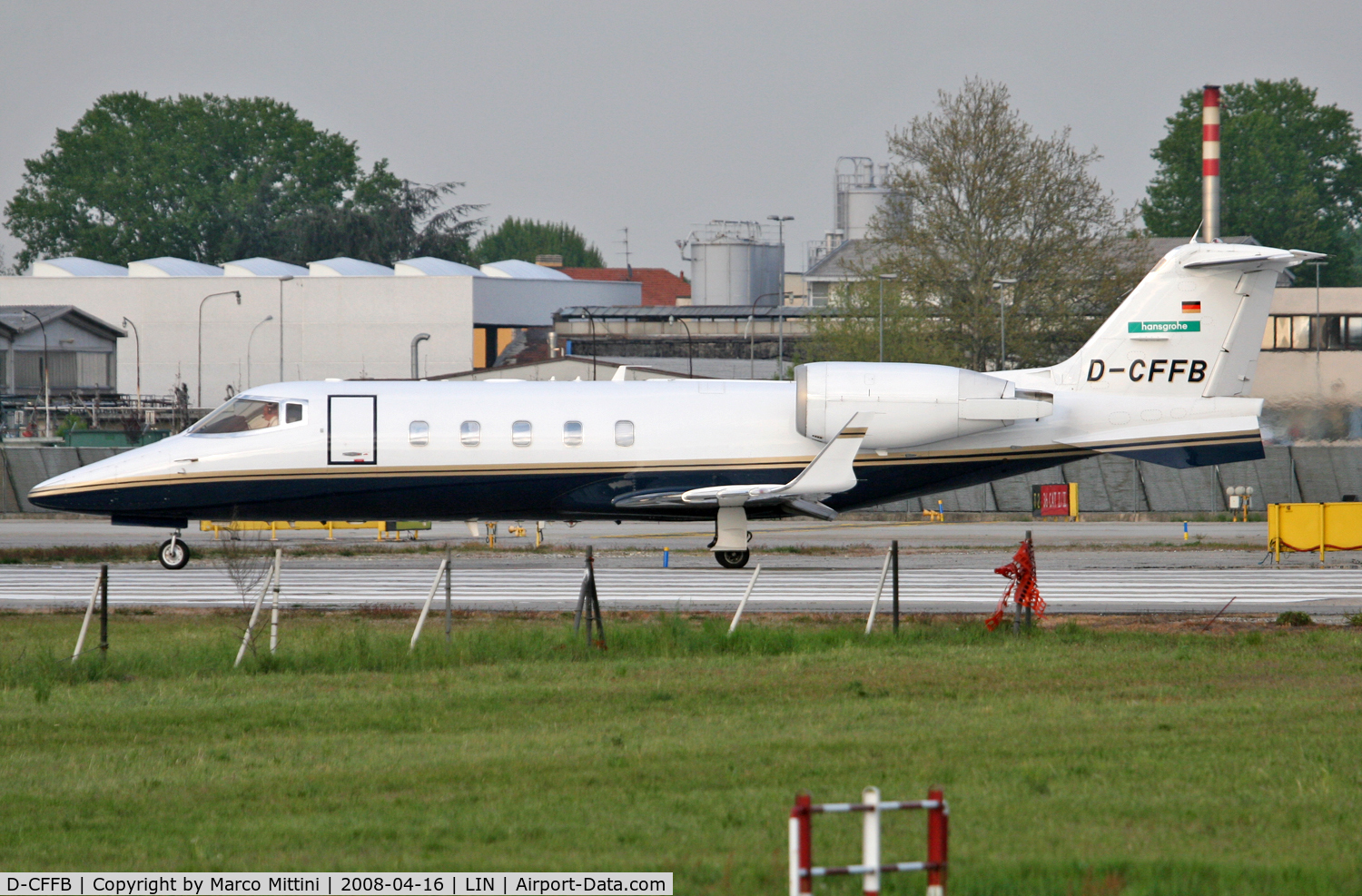 D-CFFB, 1997 Learjet 60 C/N 60-107, Departing from Milano Linate