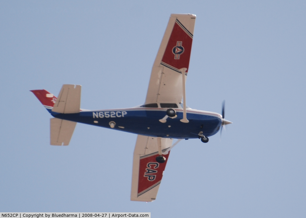 N652CP, 2006 Cessna T182T Turbo Skylane C/N T18208652, Civil Air Patrol Flying over Columbine High School, Littleton Colorado