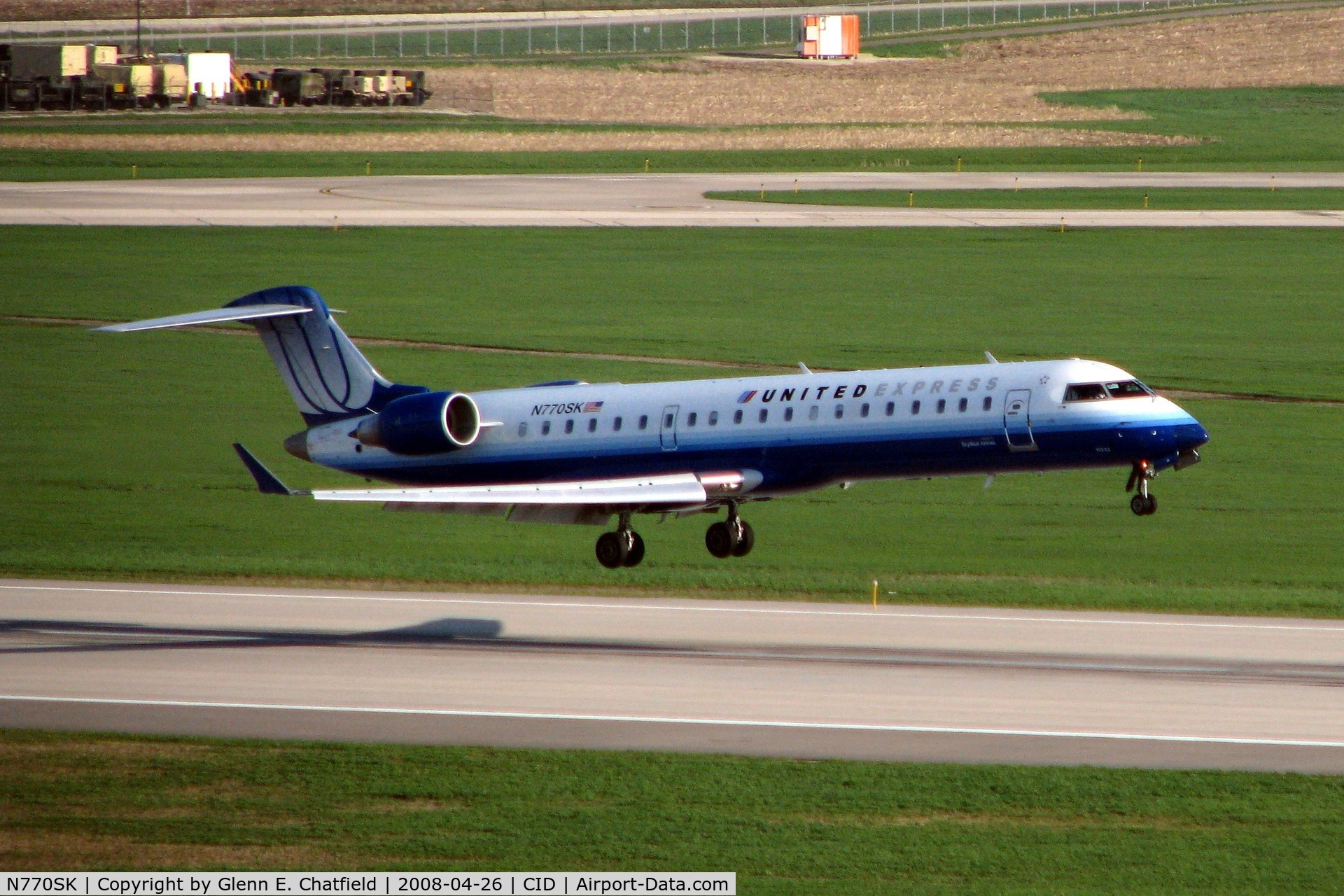 N770SK, 2006 Canadair CL-600-2C10 Regional Jet CRJ-700 C/N 10243, Arriving runway 27
