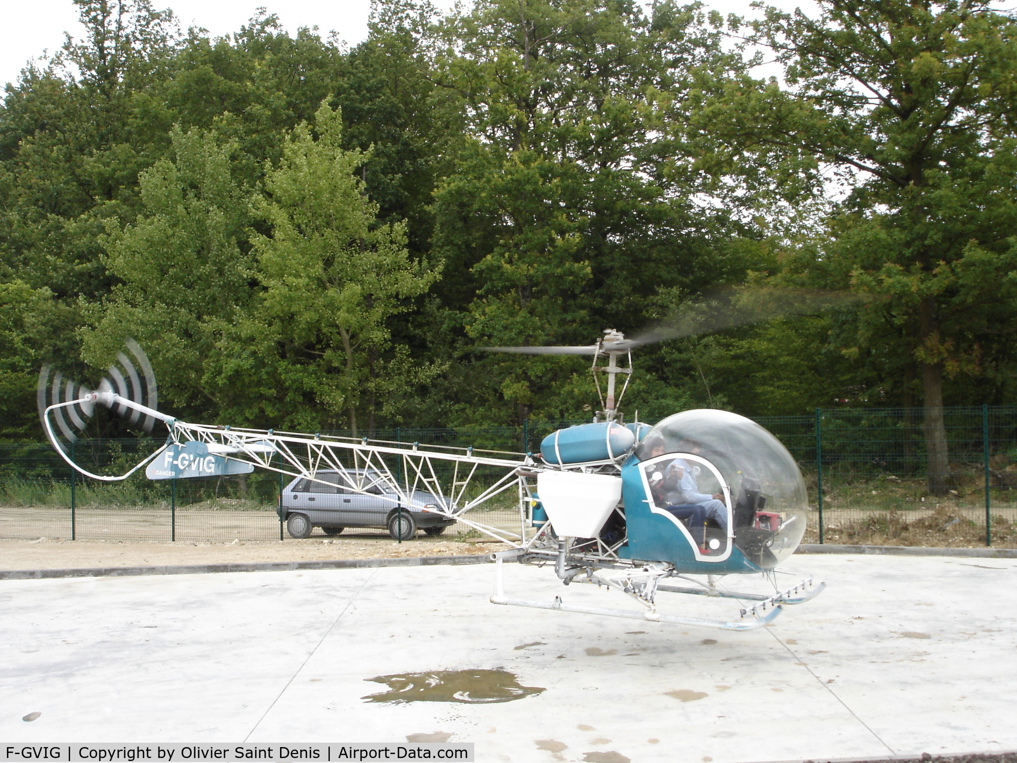 F-GVIG, Bell 47G-2 C/N 2018, Chavot champagne France 2005