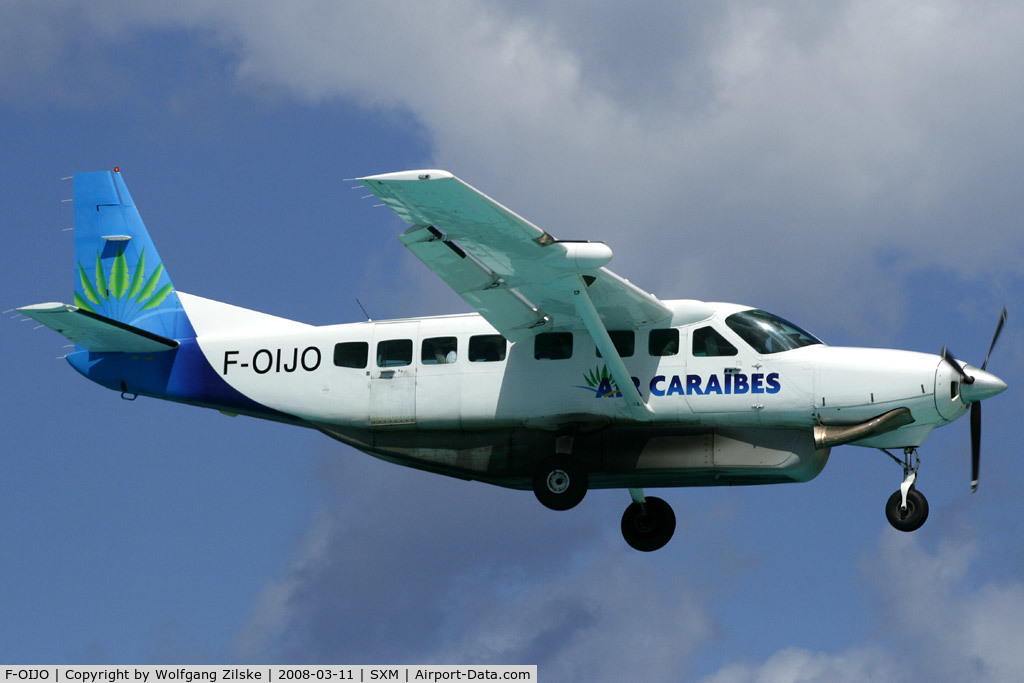 F-OIJO, 2002 Cessna 208B Grand Caravan C/N 208B0961, visitor