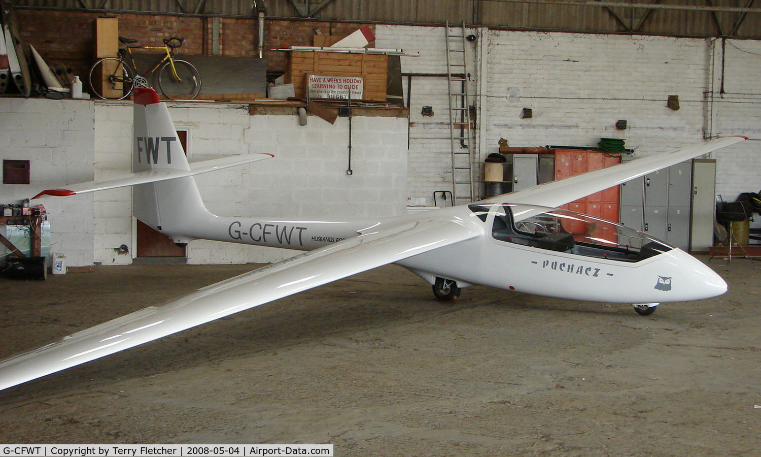 G-CFWT, 1990 PZL-Bielsko SZD-50-3 Puchacz C/N B-1988, Part of the Husband Bosworth Gliding Centre scene