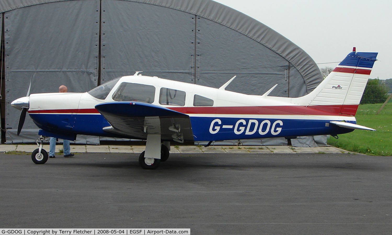 G-GDOG, 1976 Piper PA-28R-200 Cherokee Arrow C/N 28R-7635227, Piper Pa28R-200 at Peterborough Connington