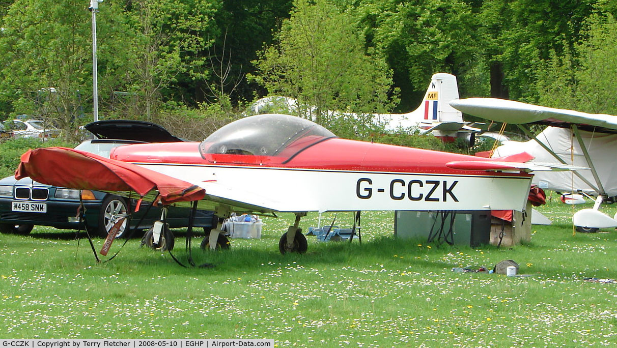 G-CCZK, 2004 Zenair CH-601UL Zodiac C/N PFA 162A-14270, Zenair in the course of being final assemblied for the weekends flying