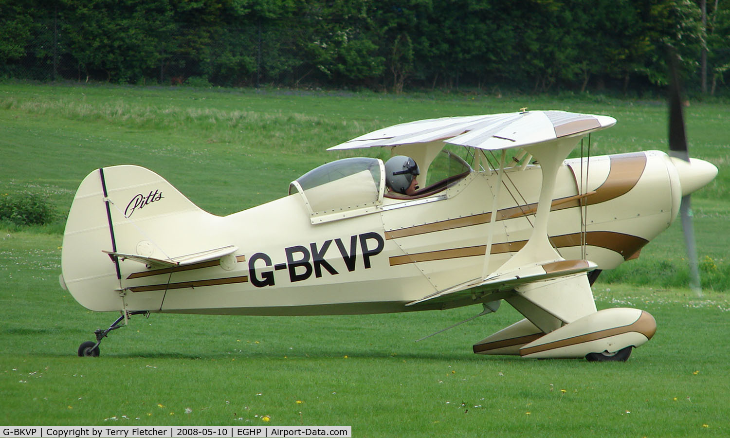G-BKVP, 1996 Pitts S-1D Special C/N PFA 009-10800, A very pleasant general Aviation day at Popham in rural UK