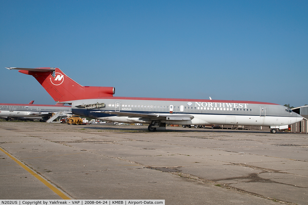 N202US, 1980 Boeing 727-251 C/N 22155, ex Northwest Boeing 727-200