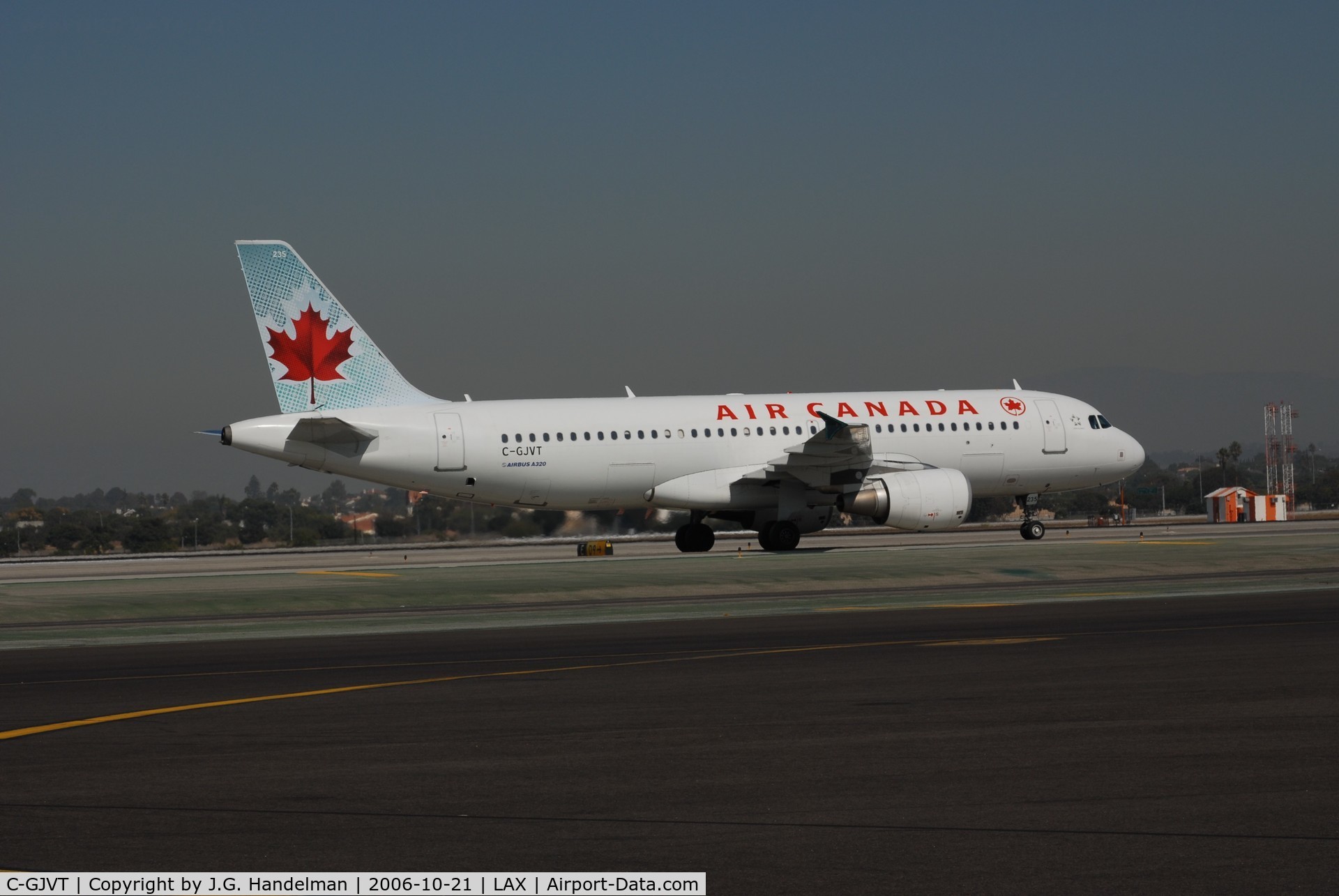 C-GJVT, 2002 Airbus A320-214 C/N 1719, Taxiing at LAX