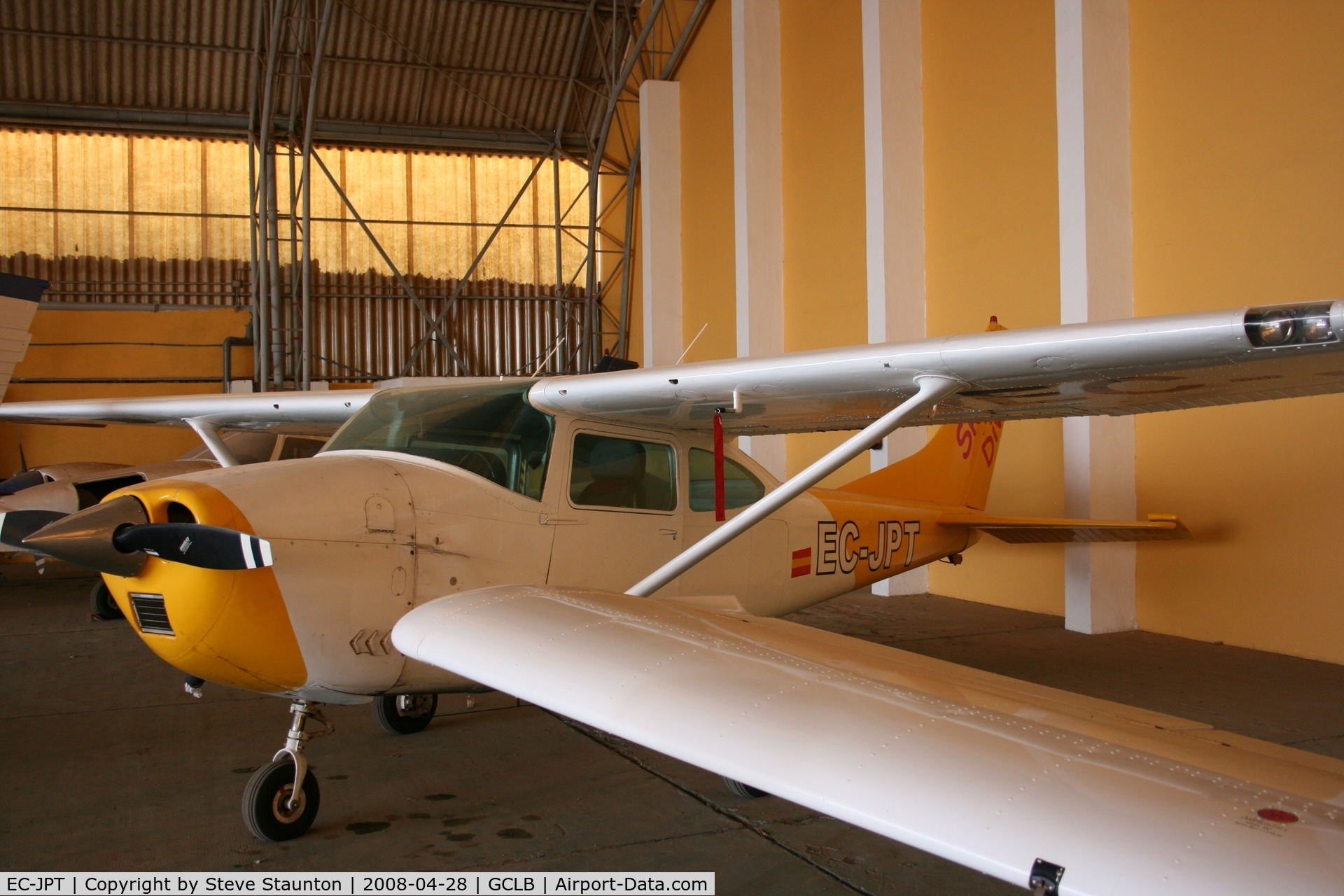 EC-JPT, Cessna 182M Skylane C/N 18259745, Taken at El Berriel, Gran Canaria.