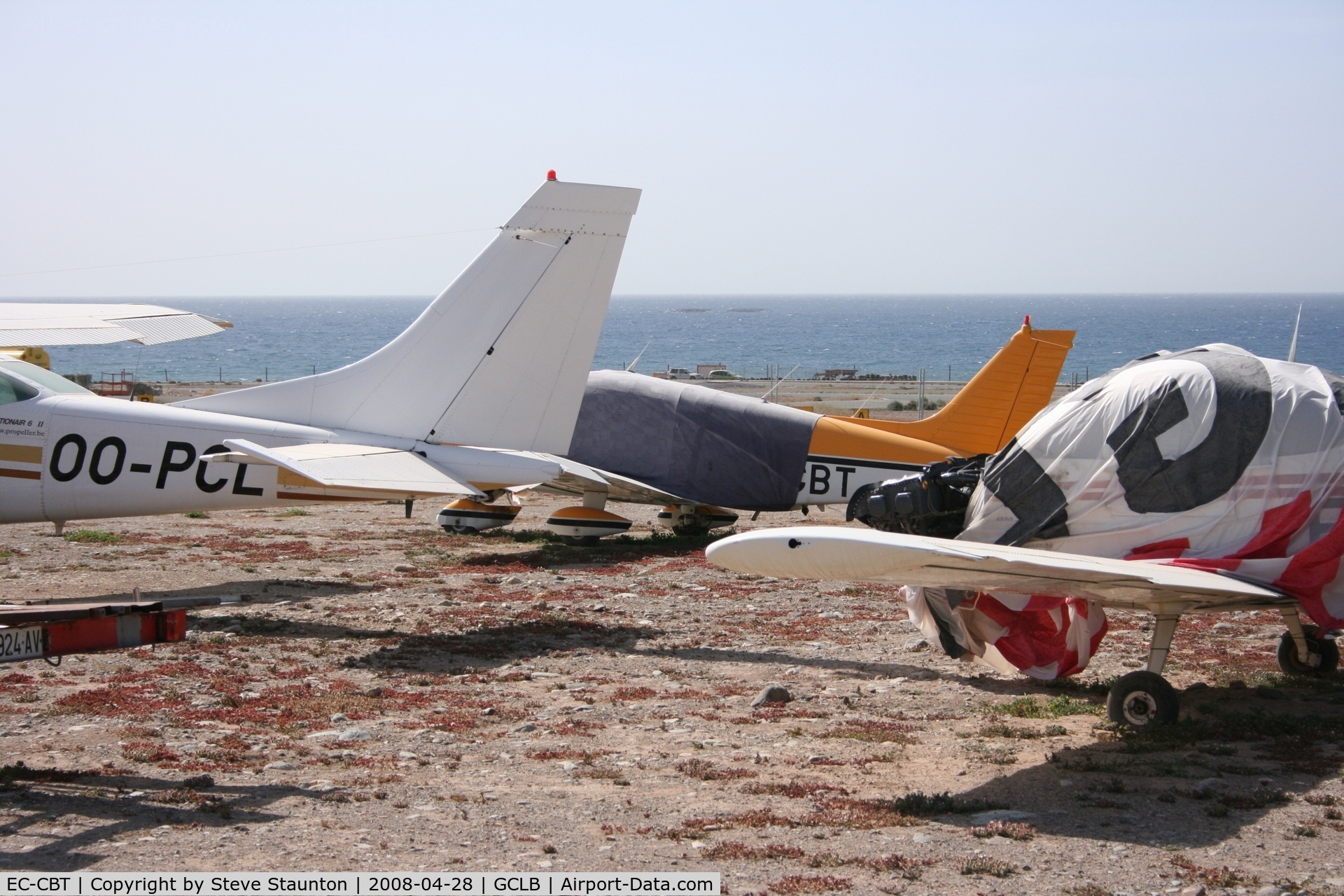 EC-CBT, Piper PA-28-235 Cherokee Charger C/N 28-7310012, Taken at El Berriel, Gran Canaria.