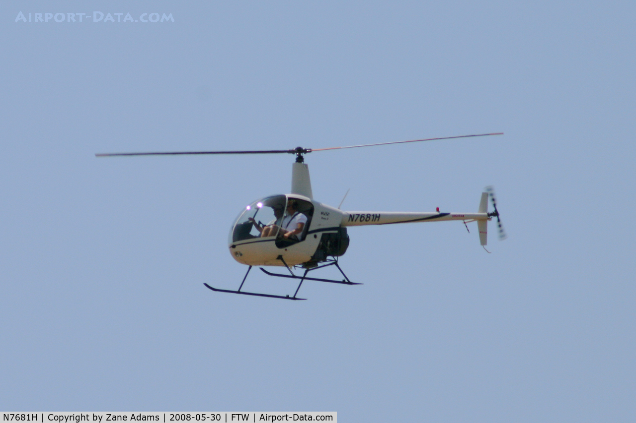 N7681H, 2005 Robinson R22 Beta C/N 3852, At Meacham Field