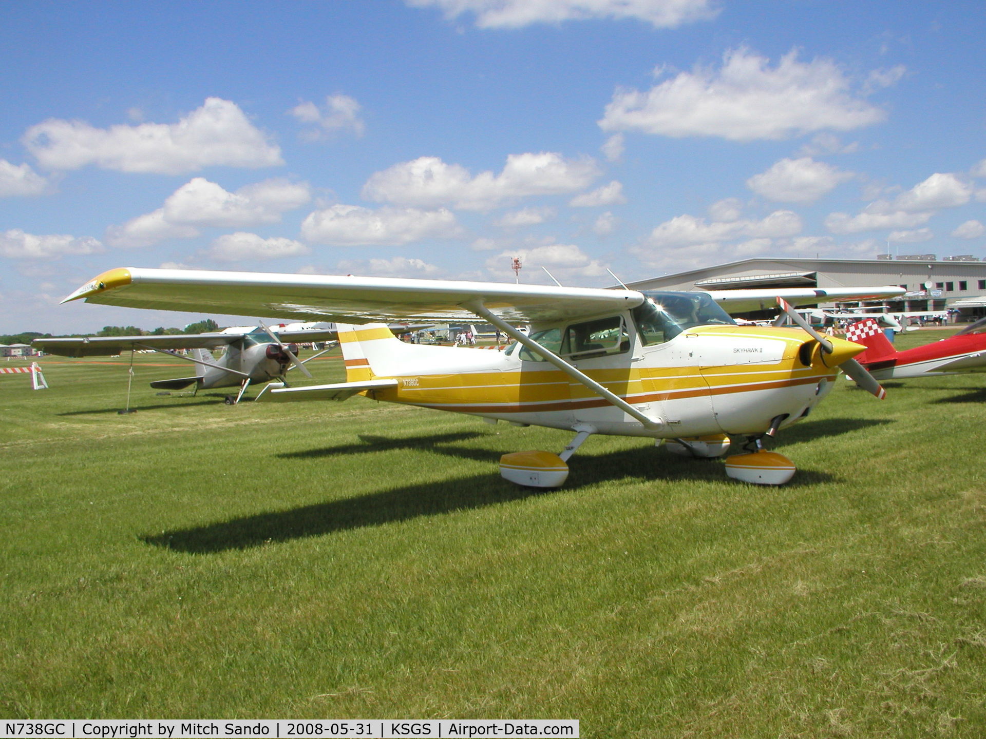 N738GC, 1977 Cessna 172N C/N 17269958, Fleming Field Fly-In 2008.