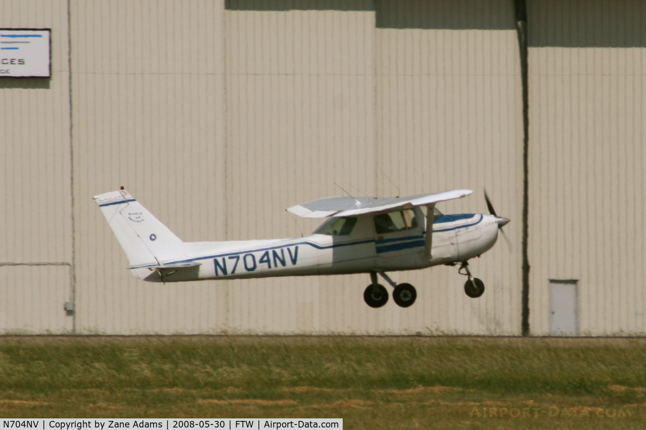 N704NV, 1976 Cessna 150M C/N 15078751, At Meacham Field