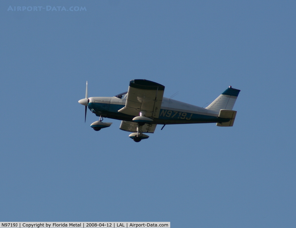 N9719J, Piper PA-28-180 Cherokee C/N 283911, Piper 28-180