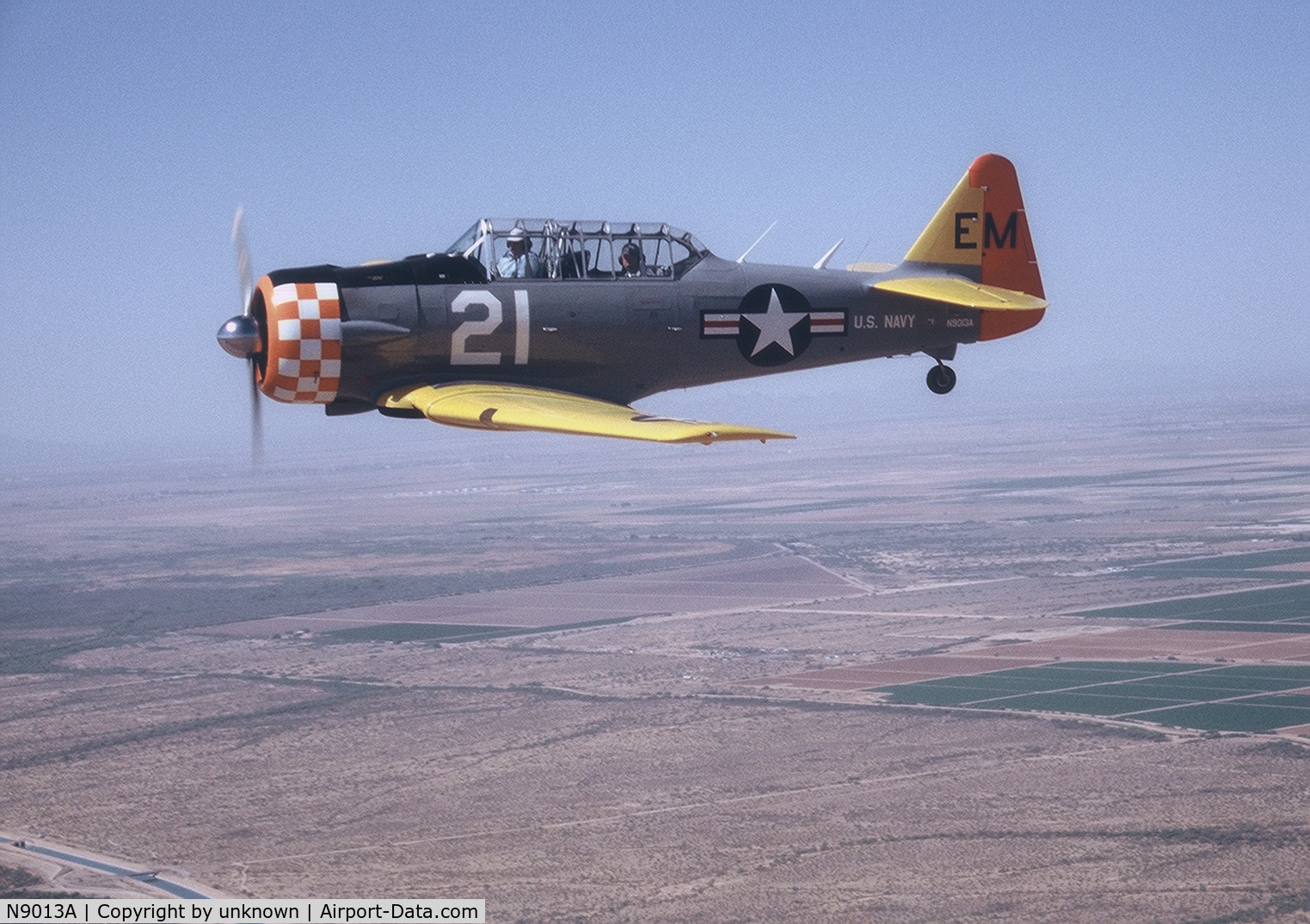 N9013A, 1944 North American SNJ-5 Texan C/N 90868, in flight over Coolidge Az