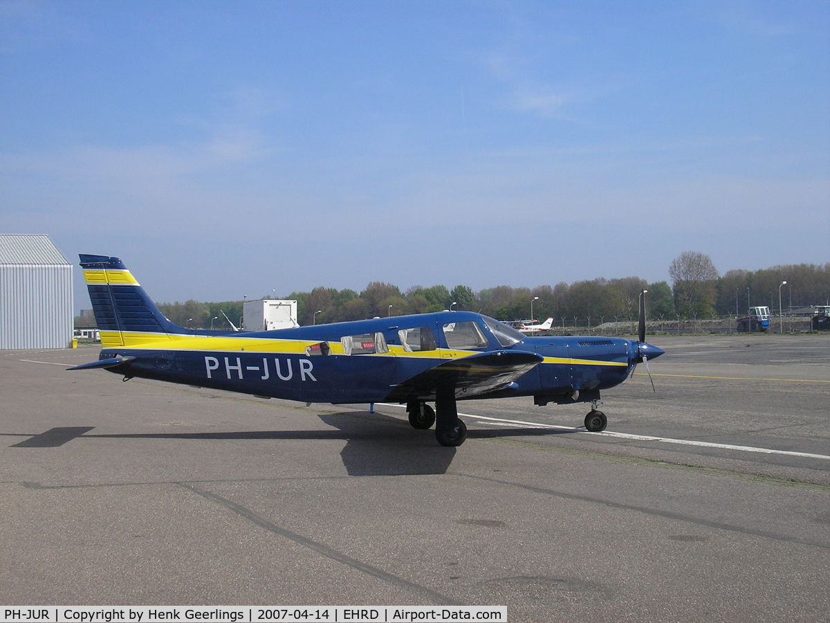 PH-JUR, 1982 Piper PA-32R-301T Turbo Saratoga C/N 32R-8229033, Rotterdam Airport