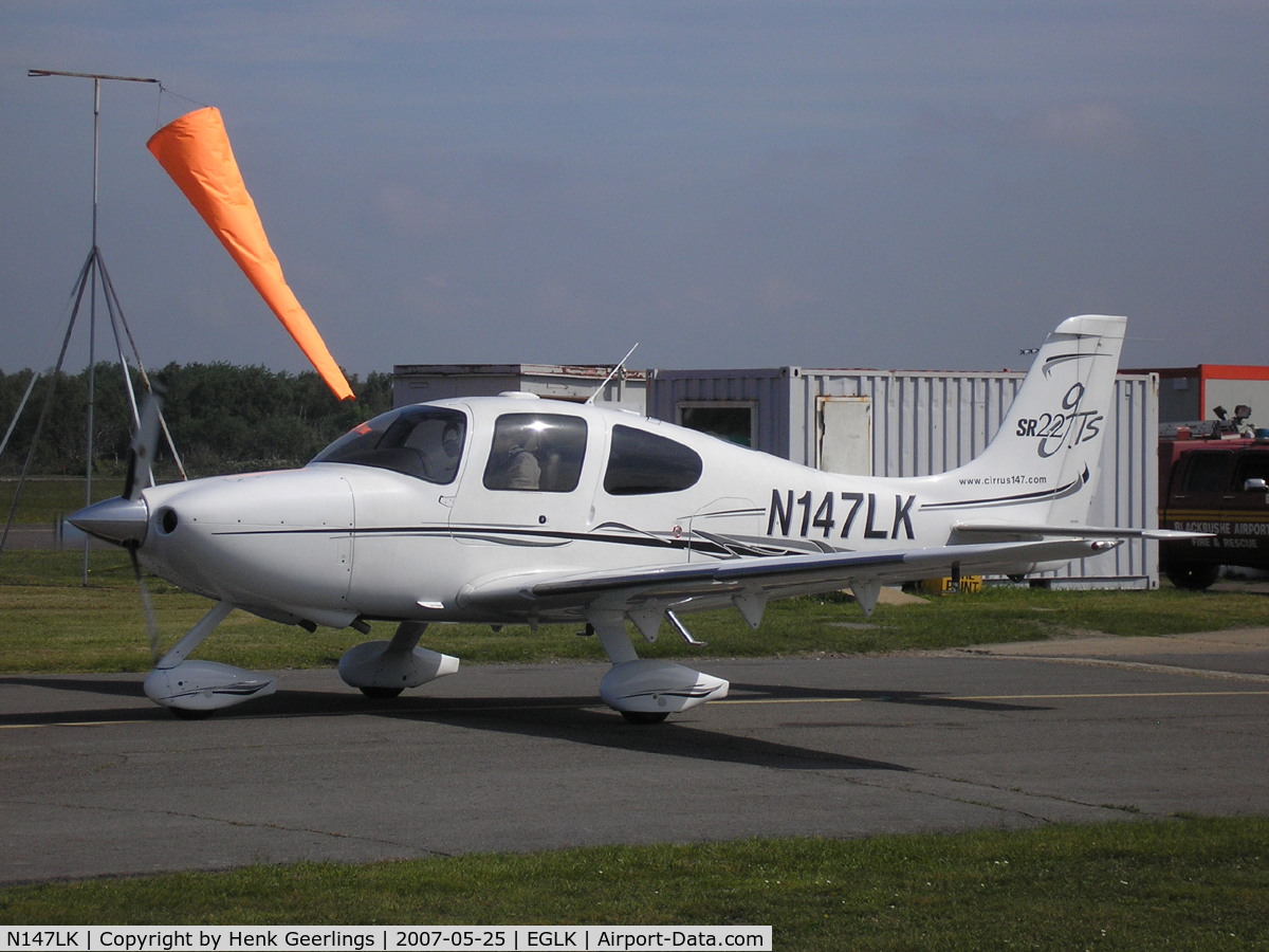 N147LK, 2005 Cirrus SR22 GTS C/N 1687, Blackbushe Airport