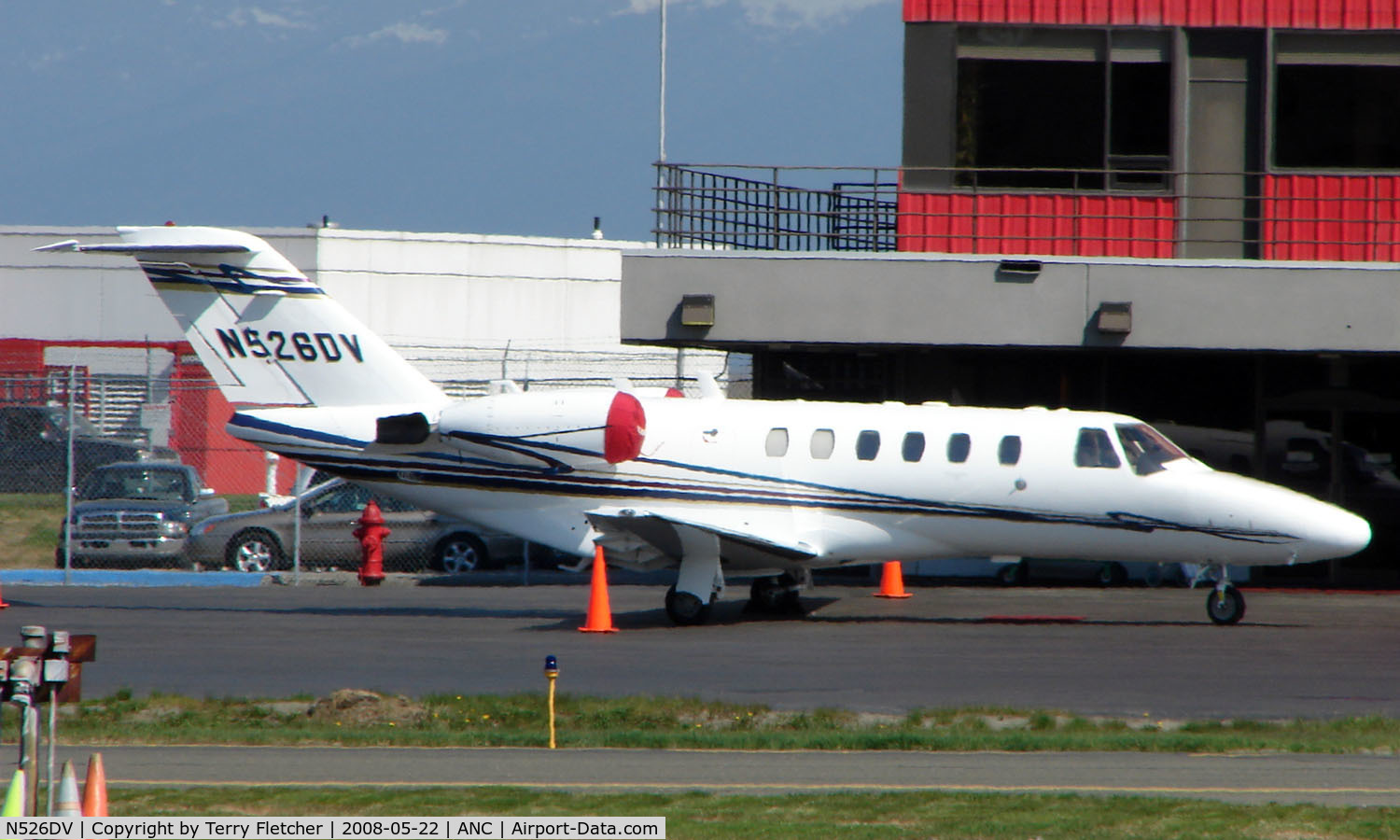 N526DV, 2005 Cessna 525A CitationJet CJ2 C/N 525A0226, Cessna 525A at Millon Air on Anchorage South ramp