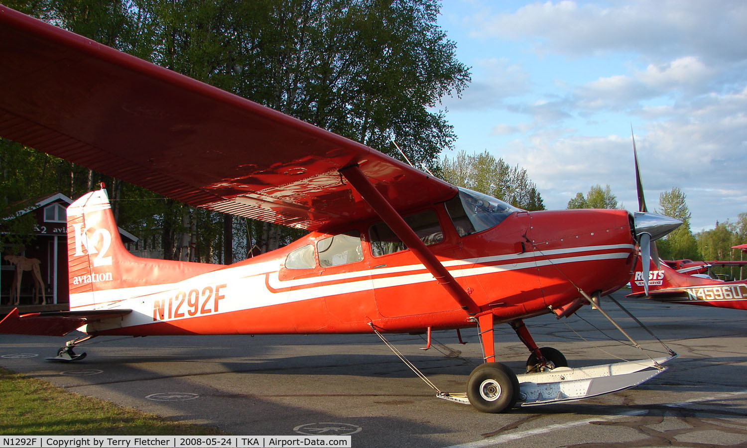 N1292F, 1975 Cessna A185F Skywagon 185 C/N 18502668, Cessna A185F of K2 Aviation at Talkeetna