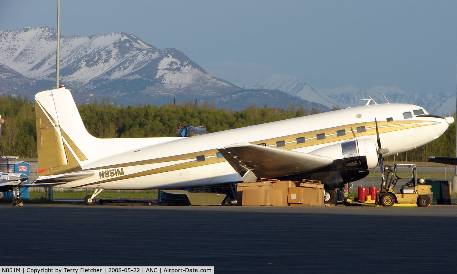 N851M, 1952 Douglas SUPER R4D-8Z C/N 43302, DC3 sits in late evening sun at Anchorage Int
