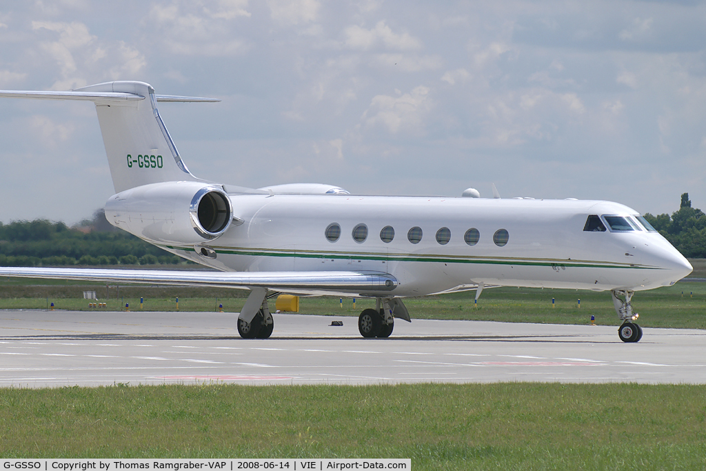 G-GSSO, 2004 Gulfstream Aerospace GV-SP (G550) C/N 5019, TAG Aviation Gulfstream 5