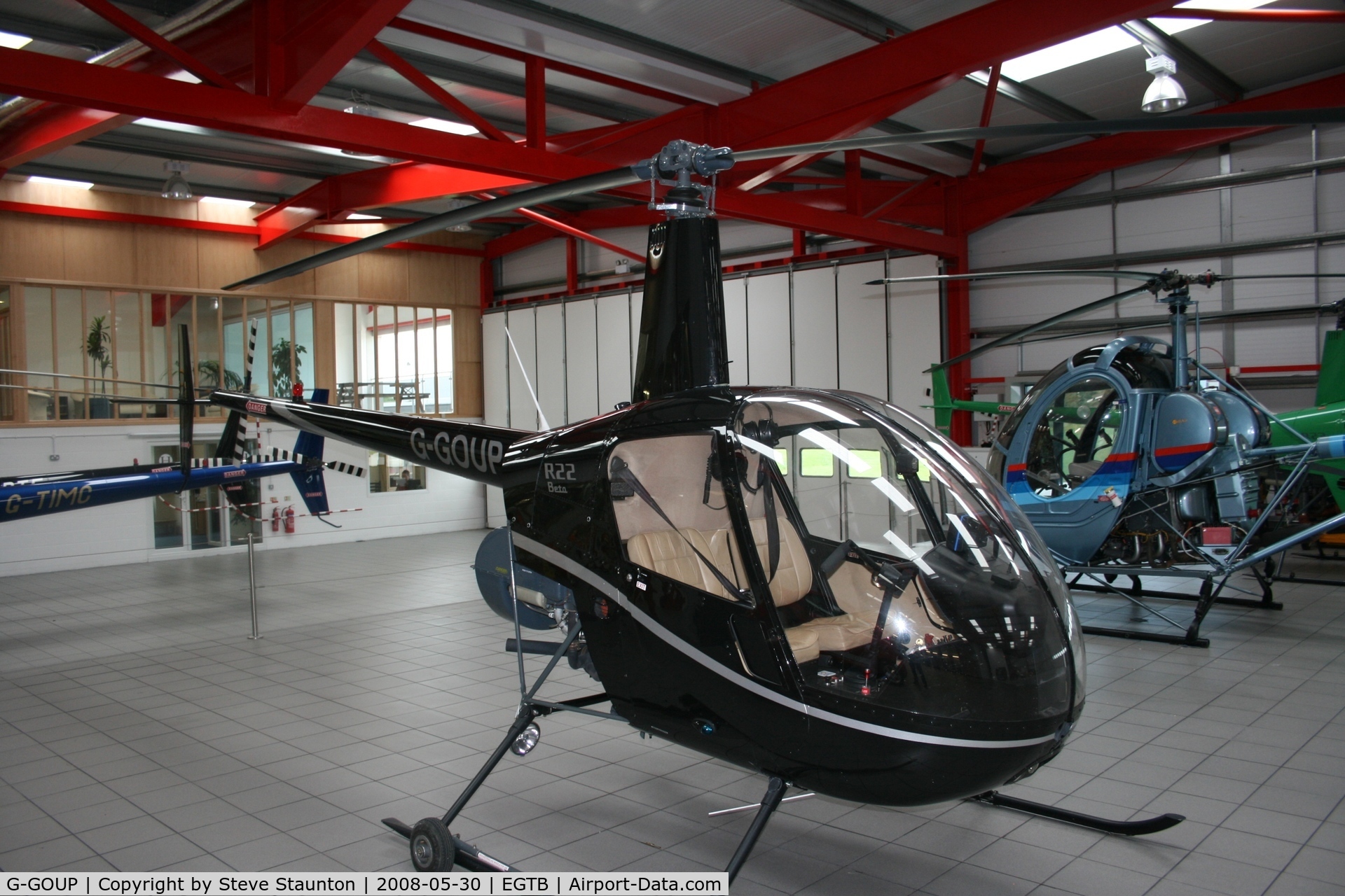 G-GOUP, 1991 Robinson R22 Beta II C/N 1663, Taken at Wycombe Air Park using my new Sigma 50 to 500 APO DG HSM lens (The Beast)