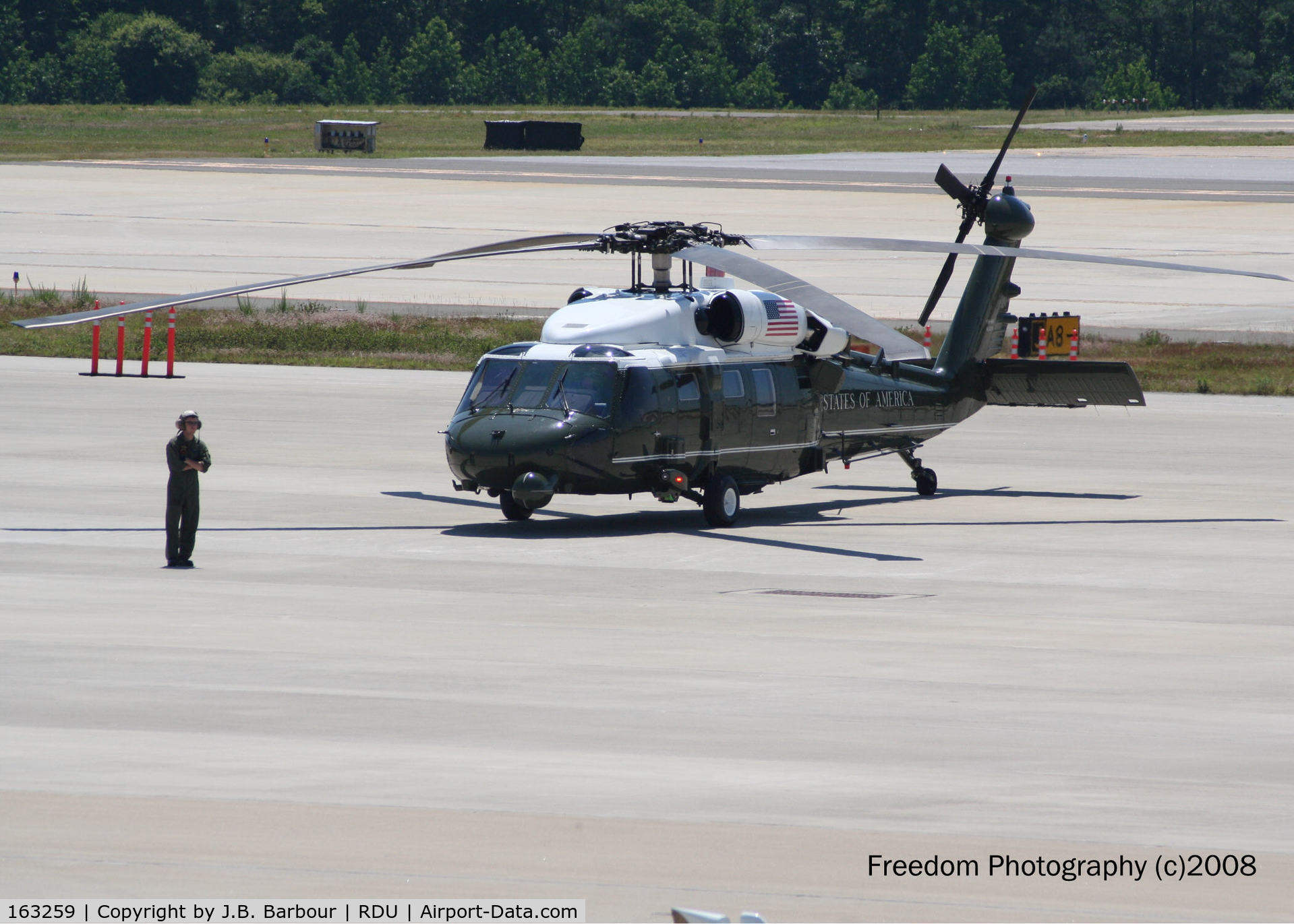 163259, Sikorsky VH-60N Whitehawk C/N 70-1075, Marine One- Blackhawk.  They were getting ready for the President.