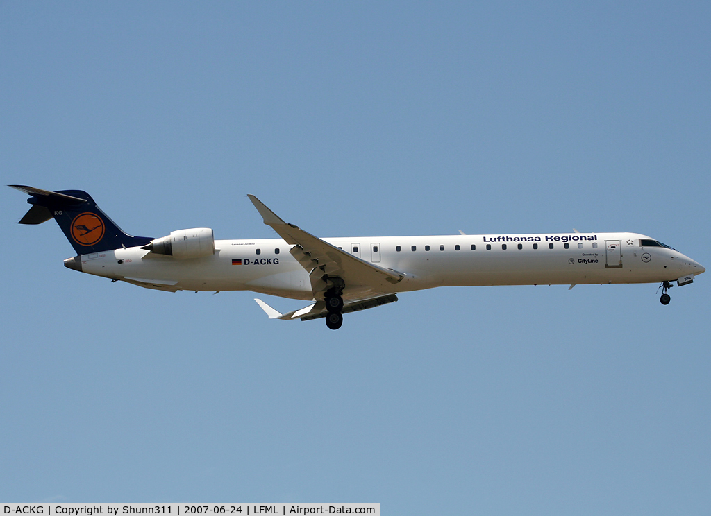 D-ACKG, 2006 Bombardier CRJ-900LR (CL-600-2D24) C/N 15084, Landing rwy 32R...