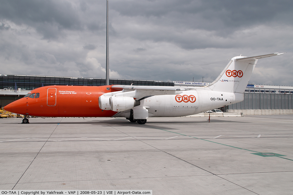 OO-TAA, 1989 British Aerospace BAe.146-300 C/N E3151, TNT Bae146