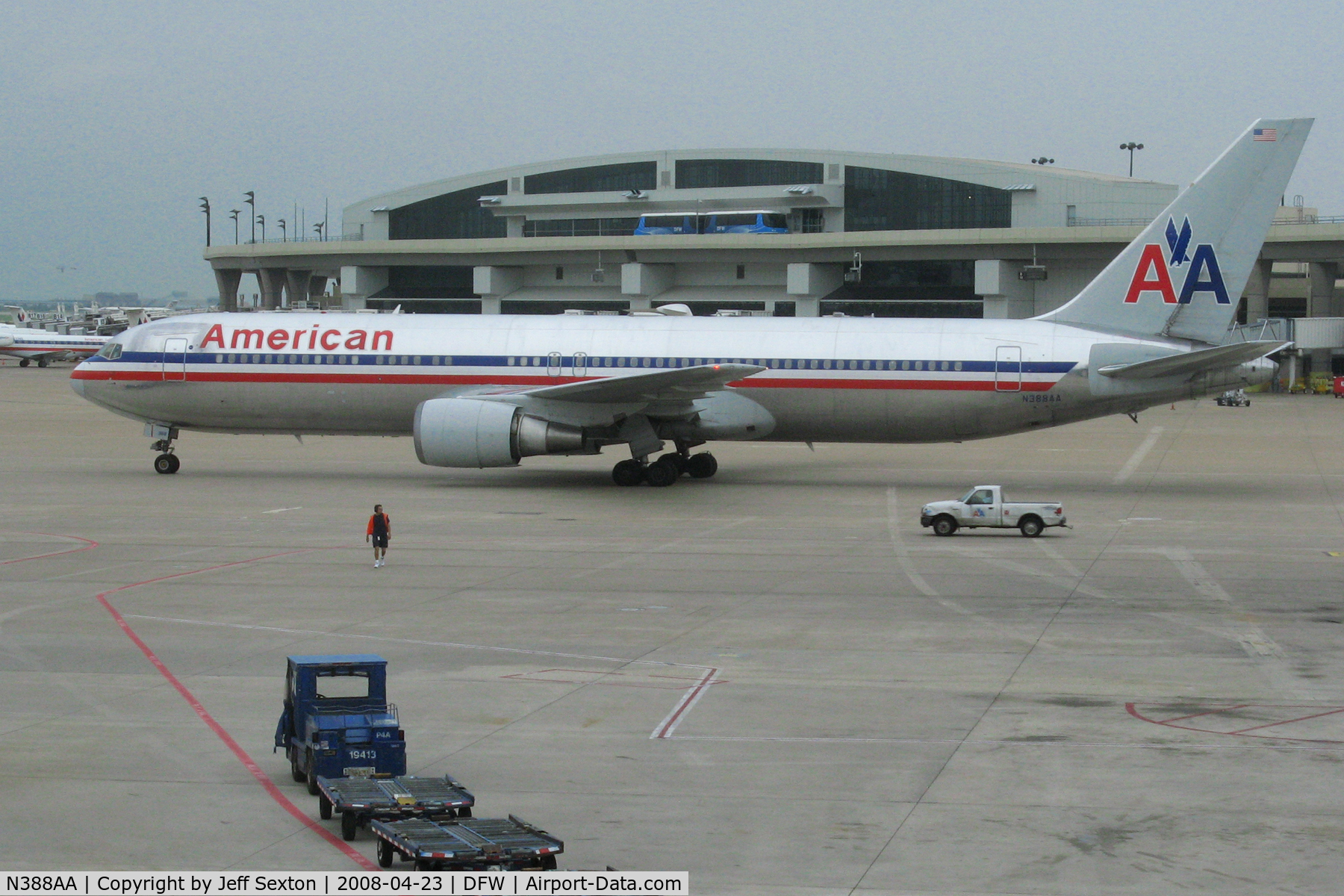 N388AA, 1994 Boeing 767-323 C/N 27448, Departure from DFW