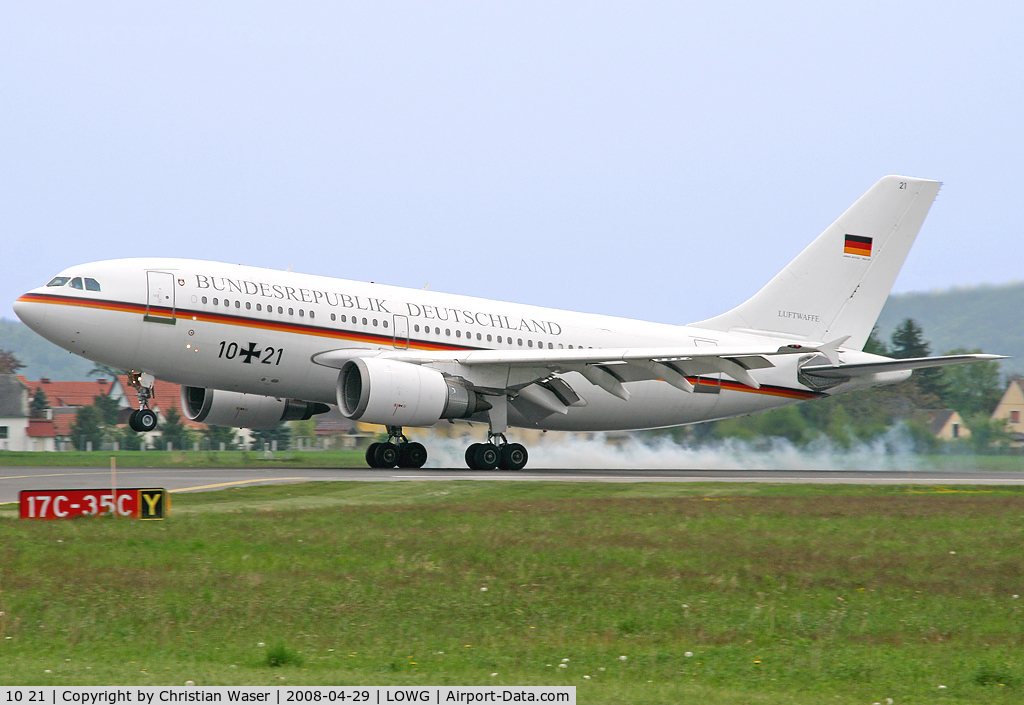 10 21, 1989 Airbus A310-304 C/N 498, Luftwaffe