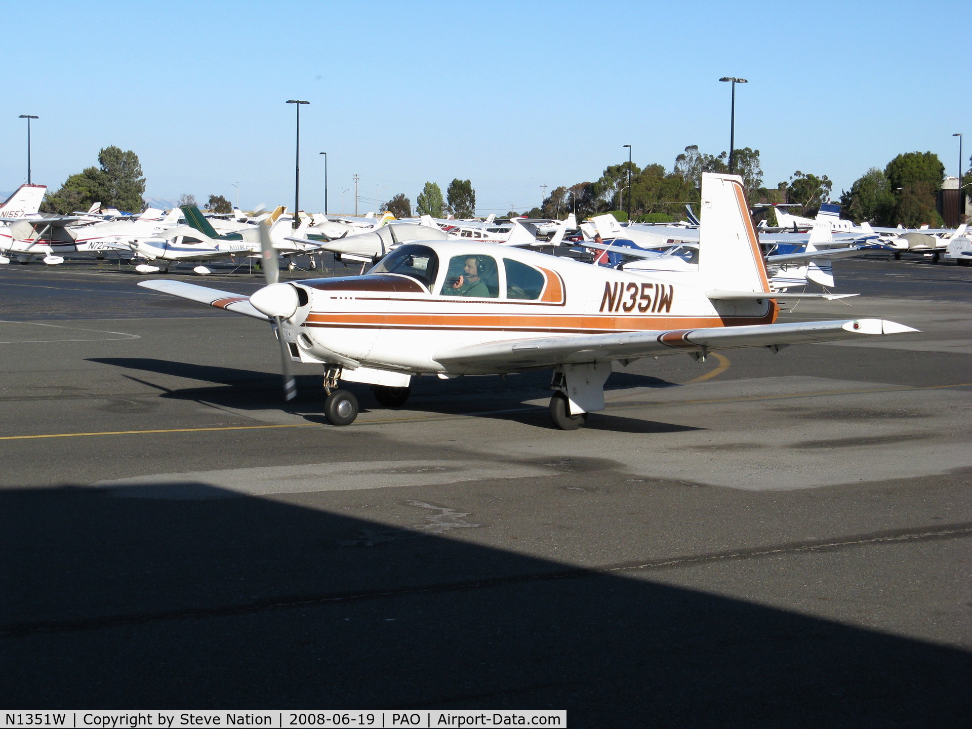 N1351W, 1963 Mooney M20C Ranger C/N 2632, 1963 Mooney M20C taxying in late afternoon sunshine @ Palo Alto, CA
