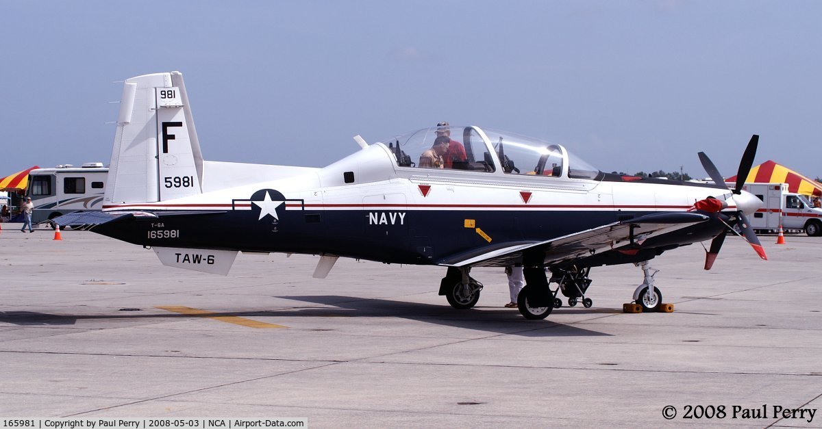 165981, Raytheon T-6A Texan II C/N PT-142, Too bad they aren't painted like the T-34Cs