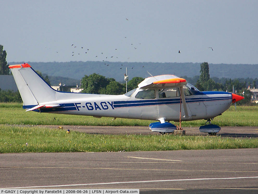 F-GAGY, Reims FR172K Hawk XP C/N 0601, Used to fly over gas pipeline