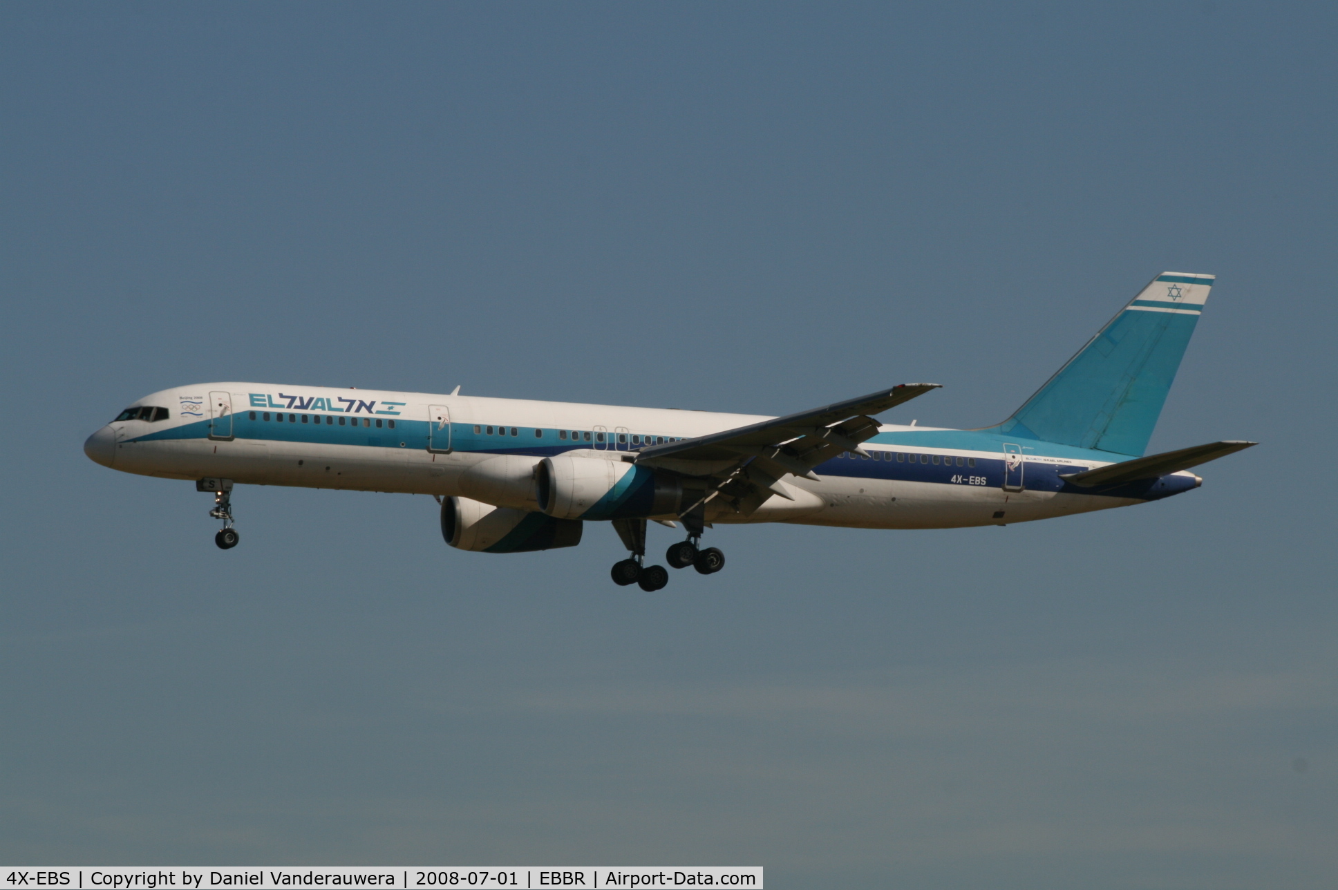 4X-EBS, 1990 Boeing 757-258 C/N 24884, arrival of flight LY331 to rwy 25L