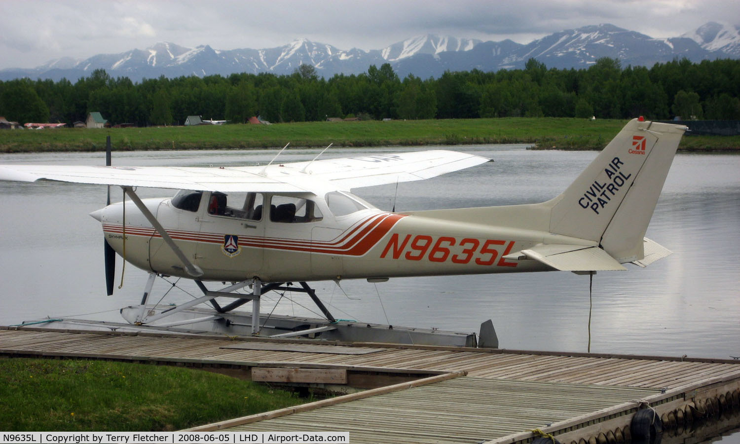 N9635L, 1986 Cessna 172P C/N 17276592, Cessna 172P at Lake Hood AK