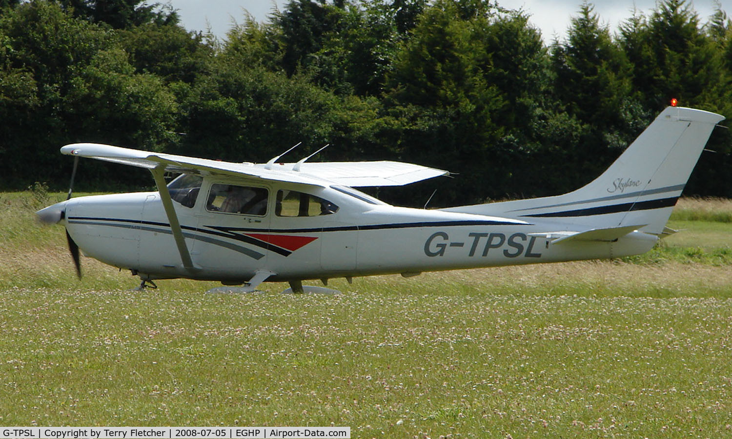 G-TPSL, 1998 Cessna 182S Skylane C/N 18280398, Cessna 182S at Popham