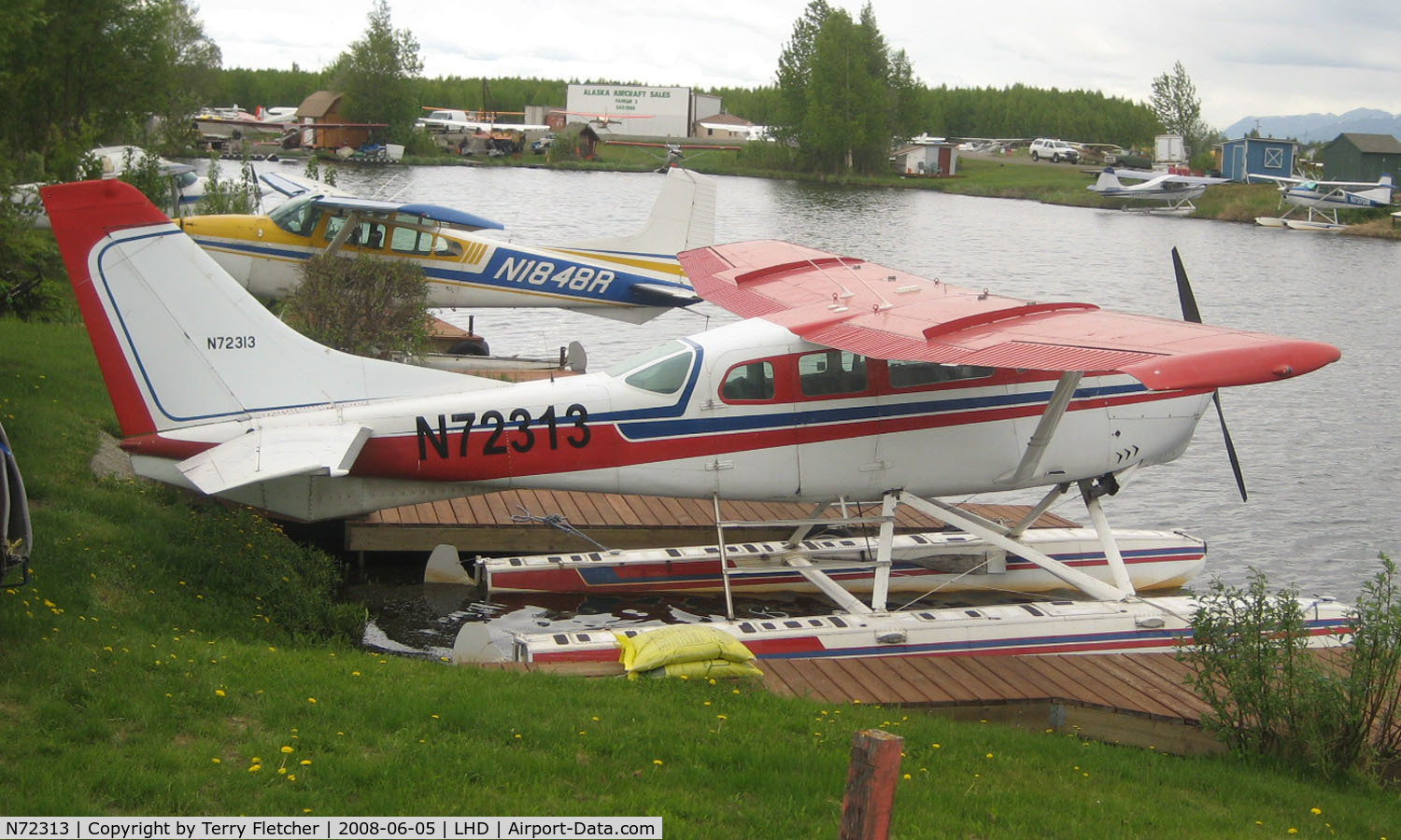 N72313, 1969 Cessna U206D Super Skywagon C/N U206-1365, Cessna U206D at Lake Hood