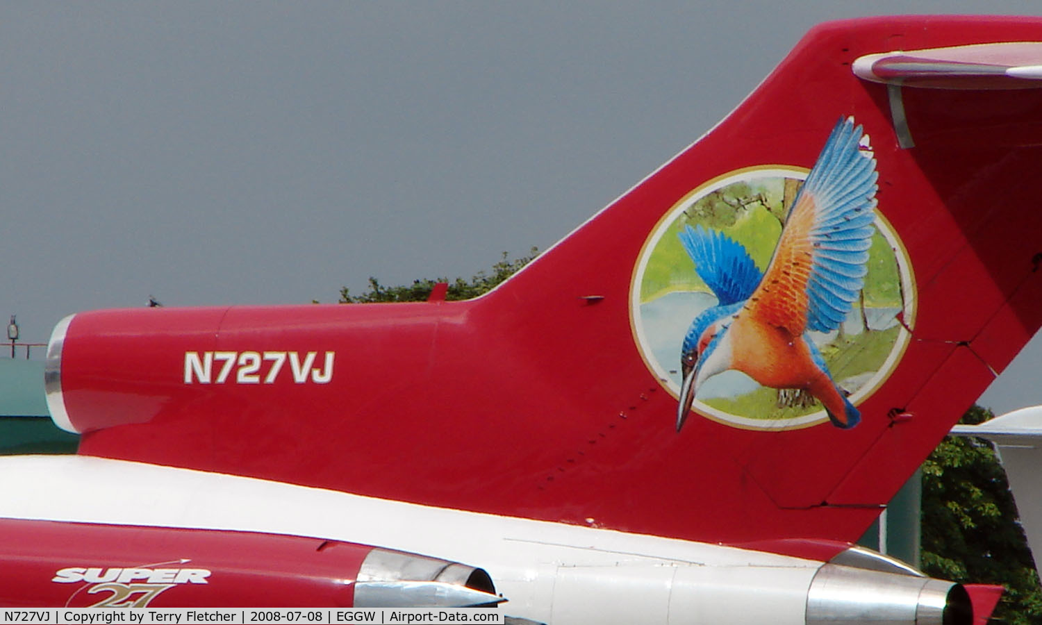 N727VJ, 1967 Boeing 727-44 C/N 19318, Tail logo on B727 of Indian airline Kingfisher at Luton