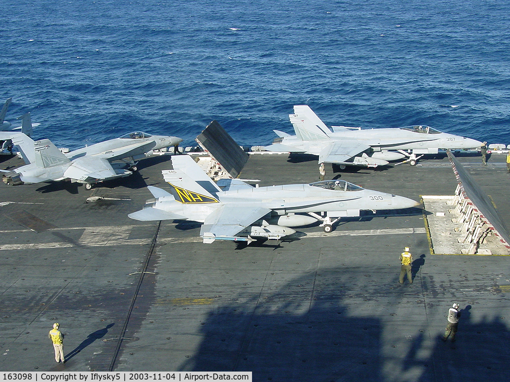 163098, McDonnell Douglas F/A-18A Hornet C/N 0478/A397, USN FA-18 CAG bird readies for the cat shot