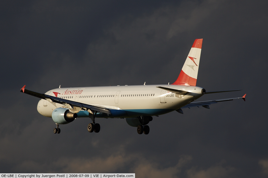 OE-LBE, 1998 Airbus A321-211 C/N 935, Airbus Industries A321-211