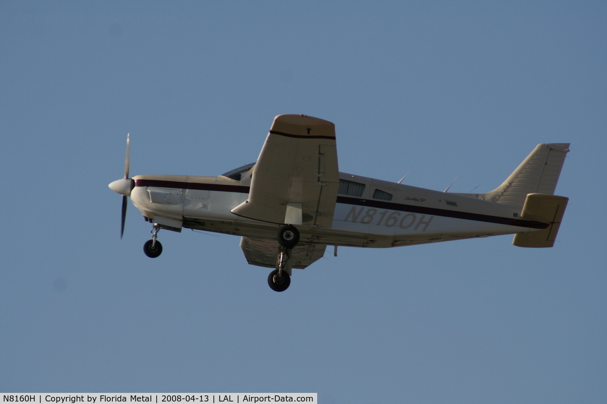 N8160H, 1980 Piper PA-32R-301 C/N 32R-8013062, Piper PA-32-301