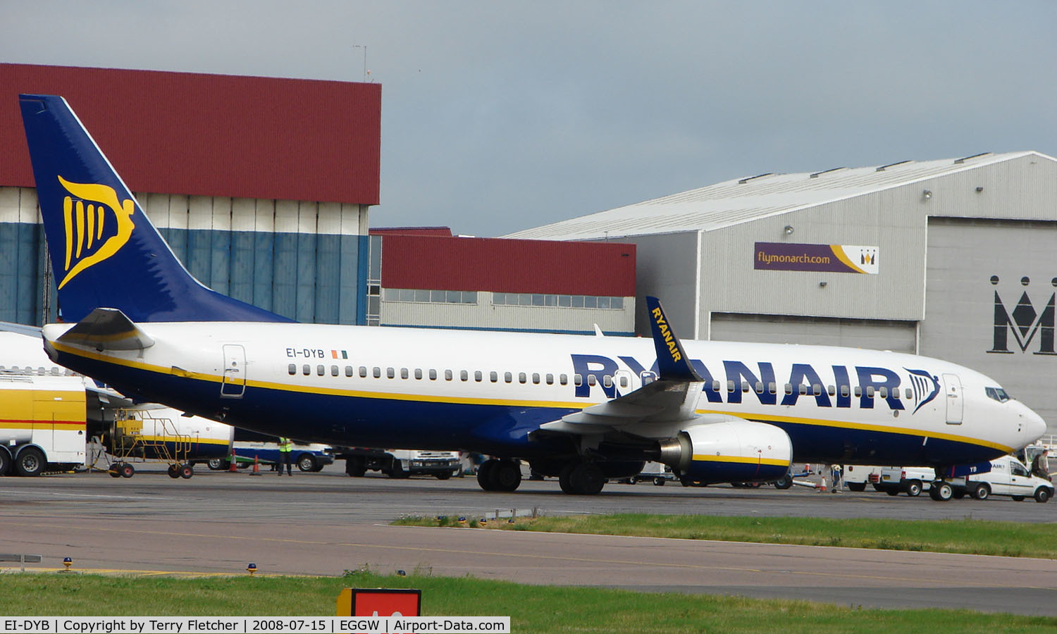 EI-DYB, 2008 Boeing 737-8AS C/N 33633, One of the latest batch of Ryanair B737 deliveries pays a visit to Luton