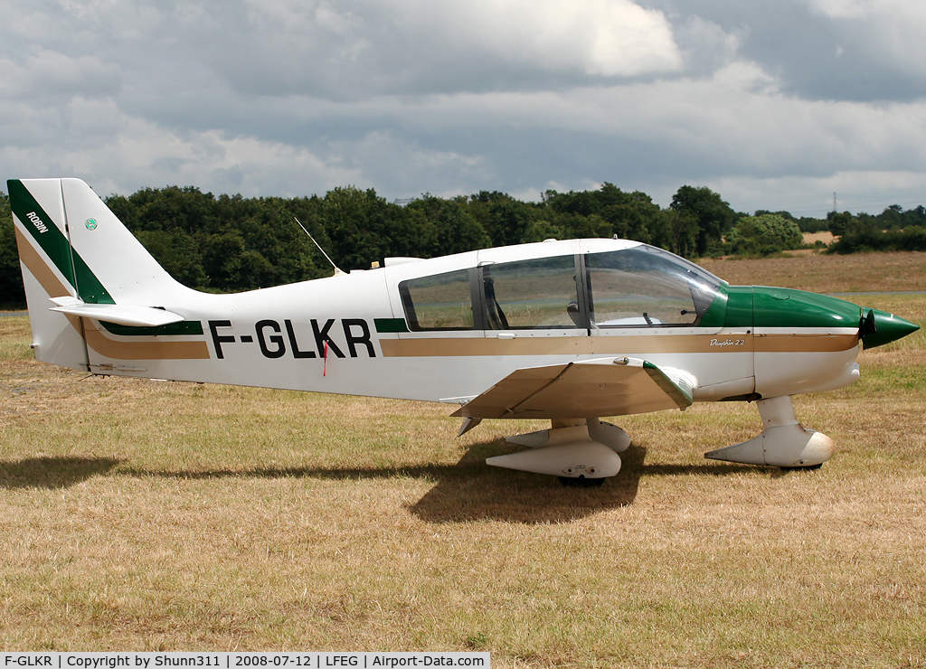 F-GLKR, Robin DR-400-120 C/N 2134, Parked here...
