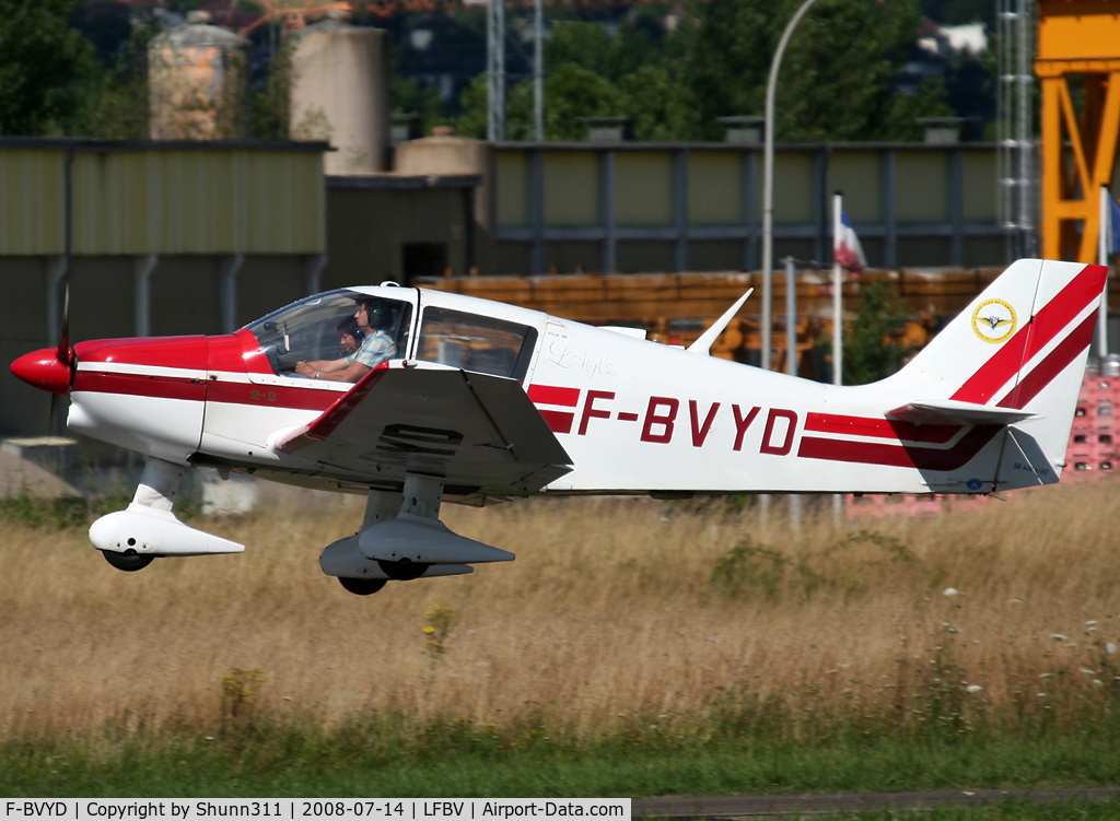F-BVYD, Robin DR-400-100 Cadet C/N 987, On take off rwy 32...